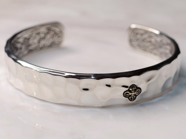 画像1: ソカロ　HAMMERED TEXTURE BANGLE（DOUBLE DORJE） 鎚目バングル ダブルドージェ　ZBAS-0024　ZOCALO　バングル