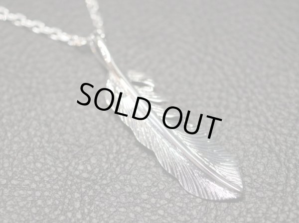 画像1: フェザーペンダントM　左右向あり　ASP-1280　CLOVER925セレクト　シルバーペンダントトップ (1)