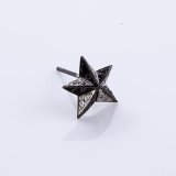 ピアス